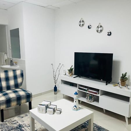 Techas City Center Luxurious Suites & Rooms Praia Luaran gambar