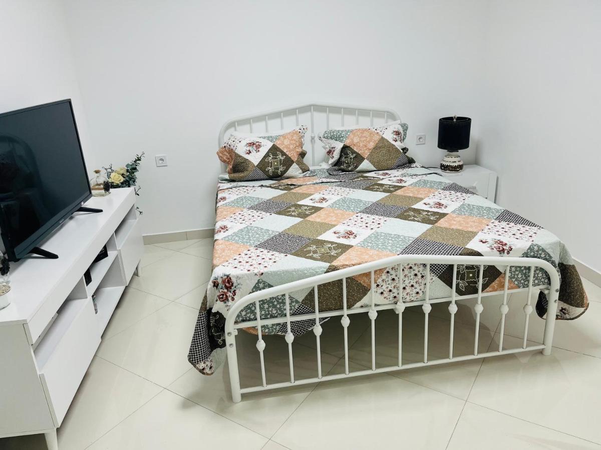 Techas City Center Luxurious Suites & Rooms Praia Luaran gambar