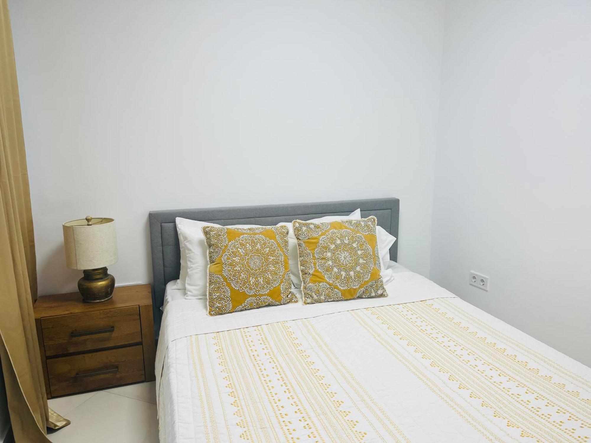 Techas City Center Luxurious Suites & Rooms Praia Luaran gambar